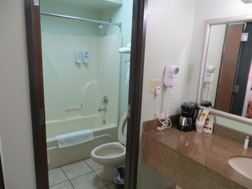 Markham House Suites Little Rock Medical Center image 10