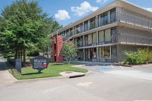 Markham House Suites Little Rock Medical Center image 20