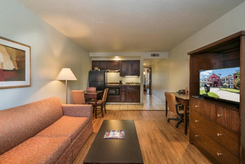 Markham House Suites Little Rock Medical Center image 27