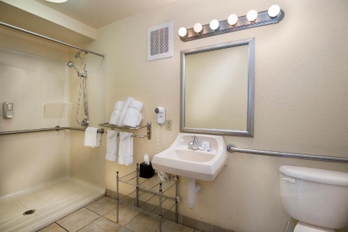 Markham House Suites Little Rock Medical Center image 30