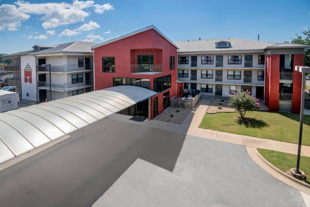 Markham House Suites Little Rock Medical Center